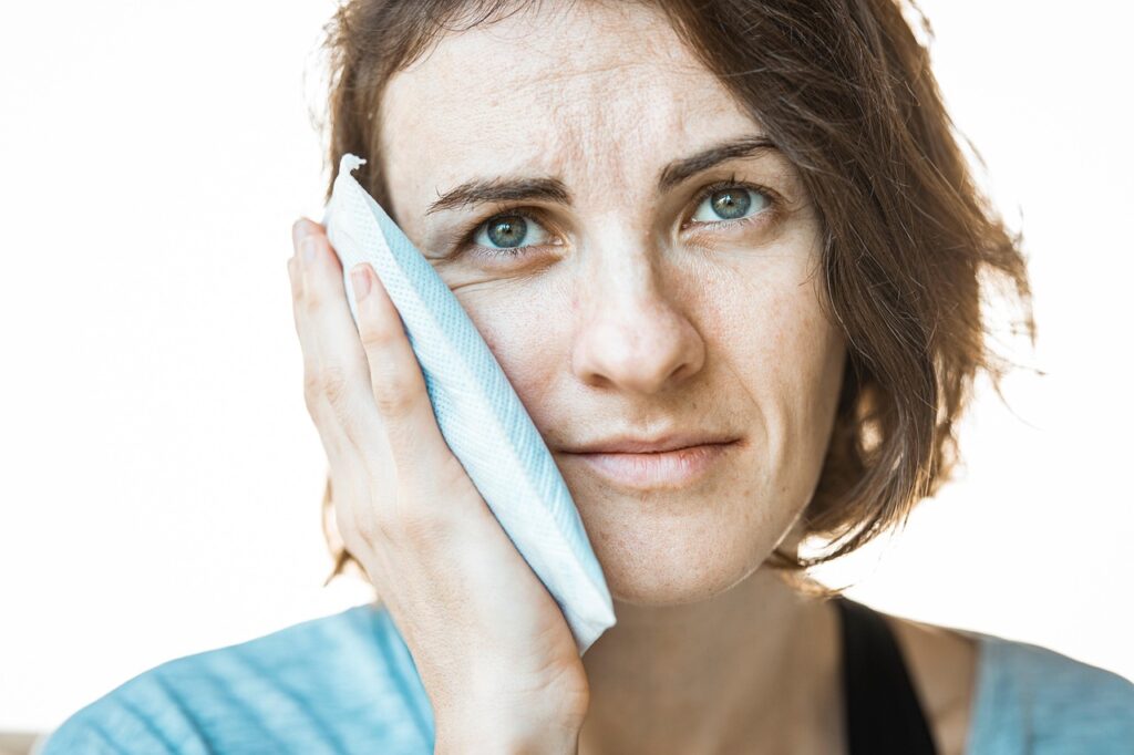 girl, ice pack, toothache, dental, woman, pain, ache, young woman, dentist, oral hygiene, hygiene, oral, clinical, oral health, health, patient, human, portrait, ice pack, ice pack, ice pack, toothache, toothache, toothache, toothache, toothache